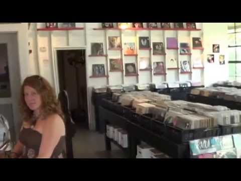 Record Store Walking Tour #33 ~ MicroGroove (Tampa, FL)