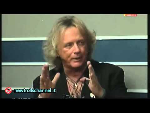 NEW TROLLS - Il Mito intervistato da Nicoletta Rizzi di CAFE'TV24 -7-10-2014 (V4B)