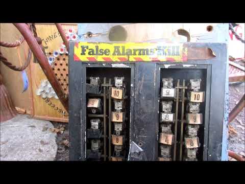 2016 VIDEO: 1940's Armor Elevator Annunciator at an Antique Shop (Talking)