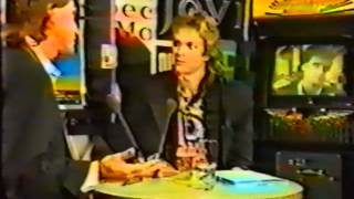 Groovy Movies: Ray Davies (The Kinks) interviewed by Adam Curry on "The Box" U.S. TV 1986 (1 of 2)