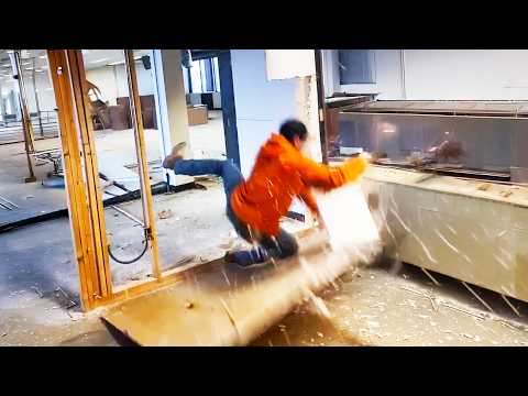 DIY HACKS THAT TURNED INTO EXPENSIVE FAILS 🔨💸 Idiots on the Job Compilation