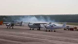 preview picture of video 'Взлеты самолетов в аэропорту Емельяново'