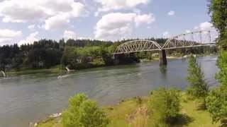 preview picture of video 'Rivervilla Park, Milwaukie, Oregon 5-31-2014'