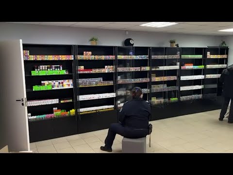 Разгром в ЗАТО вейп-магаза, торговавшего палёными жижами. Real video