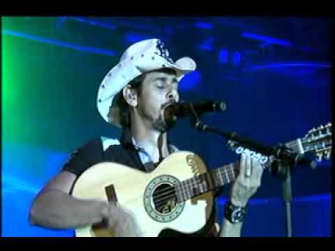 Joao carreiro e Capataz em presidente pudrente ultimo show de 2012 xvid