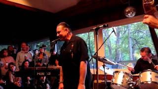 "The Way I Walk" Robert Gordon Live@Drew's 100th House concert 10/1/2011
