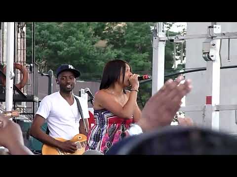 Q-Tip and Monie Love - Monie In The Middle - Live at the 2011 Brooklyn Hip-Hop Festival on 7/16/11