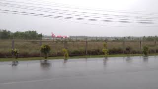preview picture of video 'แอร์เอเชียFD3244 เครื่องยนต์ใหม่(A320NEO)  [AirAsia FD3244 (A320NEO) Take Off at Trang Airport]'