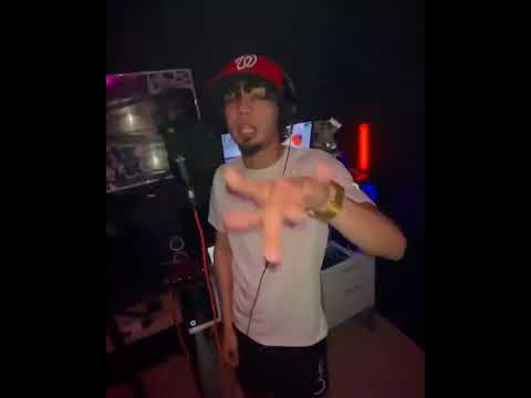 @_arespr - "Más adelante existen más mujeres" (Freemode)