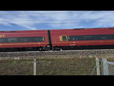 Italo 9935 per Napoli in transito al PM Cigliano.