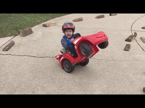 CAIDAS Y VIDEOS GRACIOSOS (Scooter, bicicleta y ATV) || VIDEOS DE RISA 2018