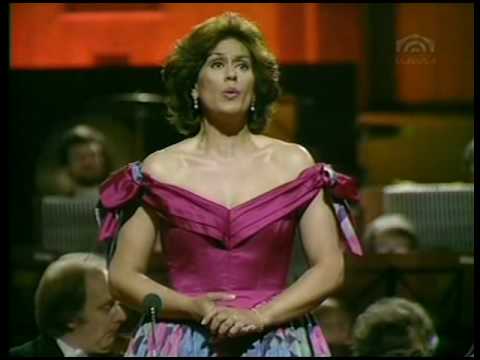 Dame Kiri Te Kanawa sings "September" - Vier Letzte Lieder - Richard Strauss