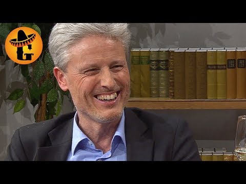 Florian Scheuba über sein neues Soloprogramm | Willkommen Österreich