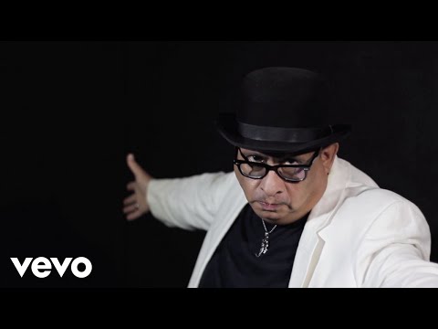 El Payaso Con Alas En Los Pies - Armando Palomas