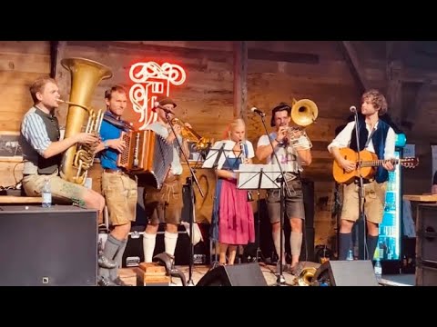 Urner Musi & Urner 6er • Brass Wiesn 2023