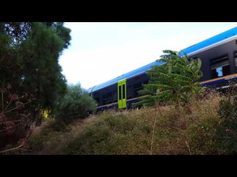 Durchfahrt eines ATR 220 Coradia Swing