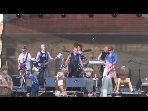 MagyaRock - Háború gyermeke @ Újlengyel, Falunap 2013 (Pokolgép feldolgozás)