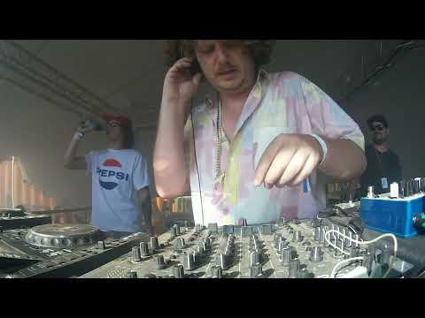 Defex  - Container Love