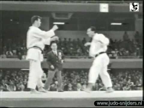 Judo Tokyo 1964 Rogers CAN   Goldschmied MEX
