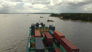 preview picture of video 'Frachtschiffreise....Einlaufen GÄVLE (Schweden)'