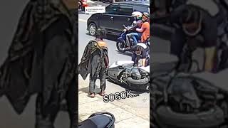 Download lagu LUCU Orang gila disleding. Story WA Instagram tiktok 30 detik unik keren menarik mp3