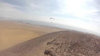 preview picture of video 'Iquique, Parapente en Palo Buque, Escuela Hernanparapente'