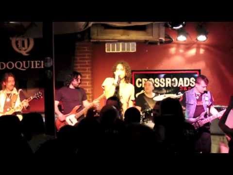 Doquier "La vereda de la puerta de atras" (Live in Crossroads)