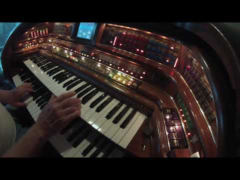 Here Comes the King / Lowrey Stardust