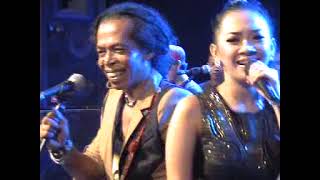 Download lagu Pengemis Buta - Rena KDI feat Shodiq - Monata live Tanggulangin 2014 mp3 Download lagu Pengemis Buta - Rena KDI feat Shodiq - Monata live Tanggulangin 2014 mp3