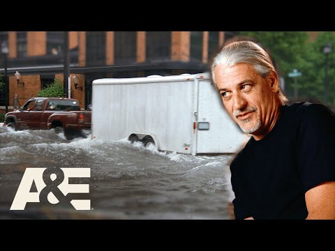 Shipping Wars: Roy Risks Missing Son’s Graduation Driving Shipment Through HEAVY Floods | A&E