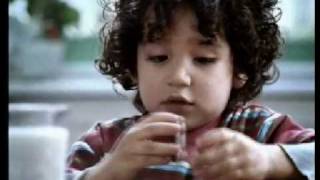 Download lagu Comercial Oreo mp3