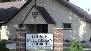 preview picture of video 'Grace Lutheran worship - April 3, 2015'