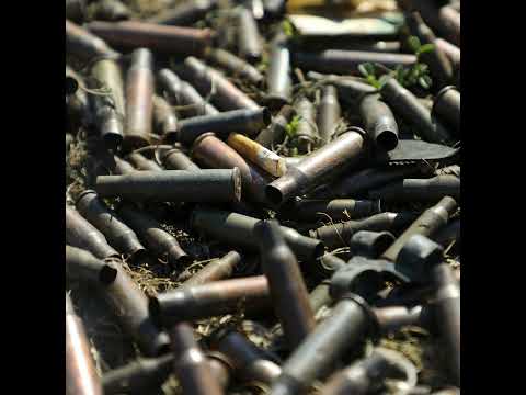 Zwei Gewehre für 22 Soldaten? Beim russischen Nachschub knarzt's gewaltig