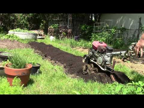 download lagu mp3 mp4 Dark Clay Soil, download lagu Dark Clay Soil gratis, unduh video klip Dark Clay Soil