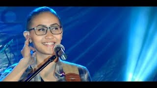 Download lagu Nufi Wardhana - Untuk Perempuan Yang Sedang Dalam Pelukan  | Payung Teduh mp3