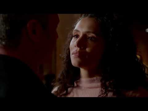 Chicago Fire 13x22 - Stella is pregnant!