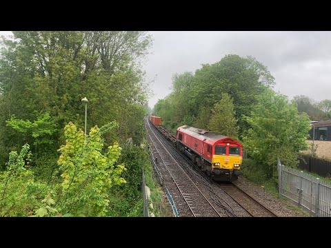 Class 66 | 66100 'Armistice 100 1918-2018' |  DB Cargo UK