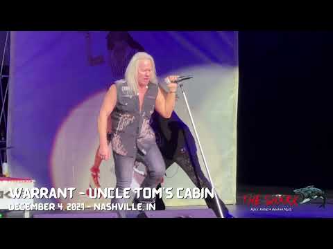 Warrant performs Uncle Tom's Cabin in Nashville, Indiana on December 4, 2021.