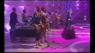 Vanessa Wins &amp; Performs &#39;Shine&#39; @ 2001 Viva Comet Awards