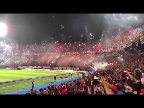 "Recibimiento Cerro vs River, Nueva Olla. Radio Unión 800 AM. Relato Chipi Vera." Barra: La Plaza y Comando • Club: Cerro Porteño