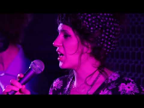 School Concert - If i ain't got you