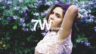 smino - glass flows Ft Ravyn Lenae