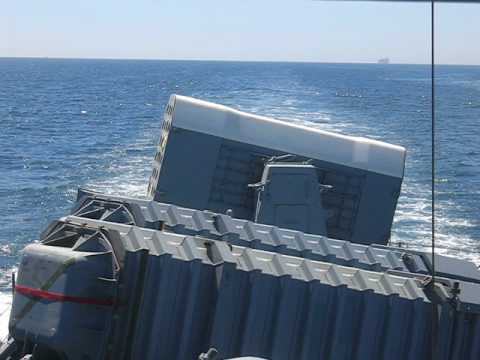 Schnellboot 143a schießt mit RAM