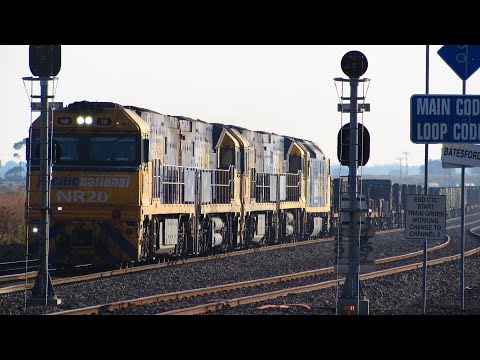 Pacific National 4PM4 Steel Train Passes Through Gheringhap With Quad NRs & AN class (22/5/2022)