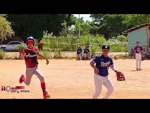 Mauricio Cedeño, jugador de La EBM Altamira,  Estadio de La Paragua en Ciudad Bolívar.