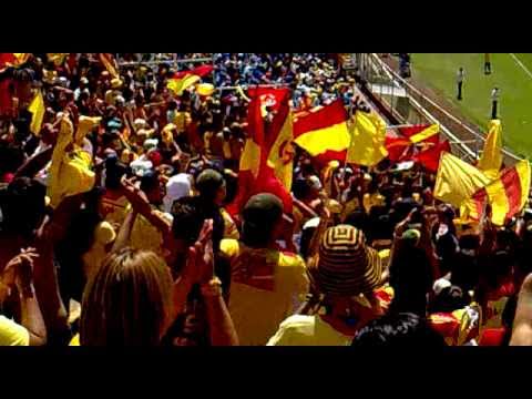 "la locura 81 vs cruz azul 2010" Barra: Locura 81 &bull; Club: Monarcas Morelia
