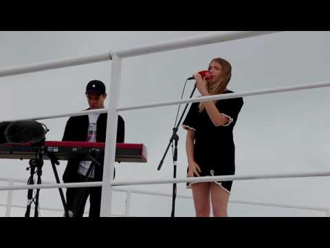 Blanche @ Q beach house