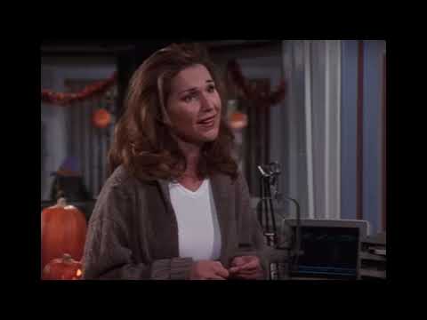 roz doyle being my favorite frasier character for 9 minutes