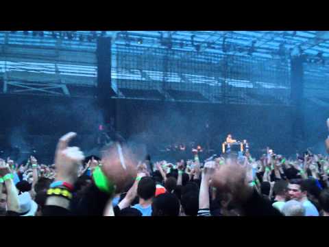 Fatboy Slim set BBB5 As Tequileiras Do Funk, DJ Gasparzinho - Surra de Bunda (Sidney Samson Remix)