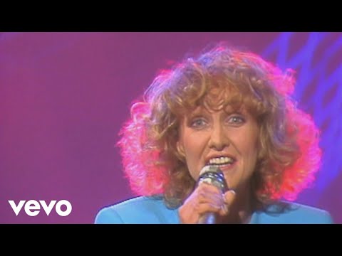 Kristina Bach - Er schenkte mir den Eiffelturm (ZDF Hitparade 08.04.1993) (VOD)